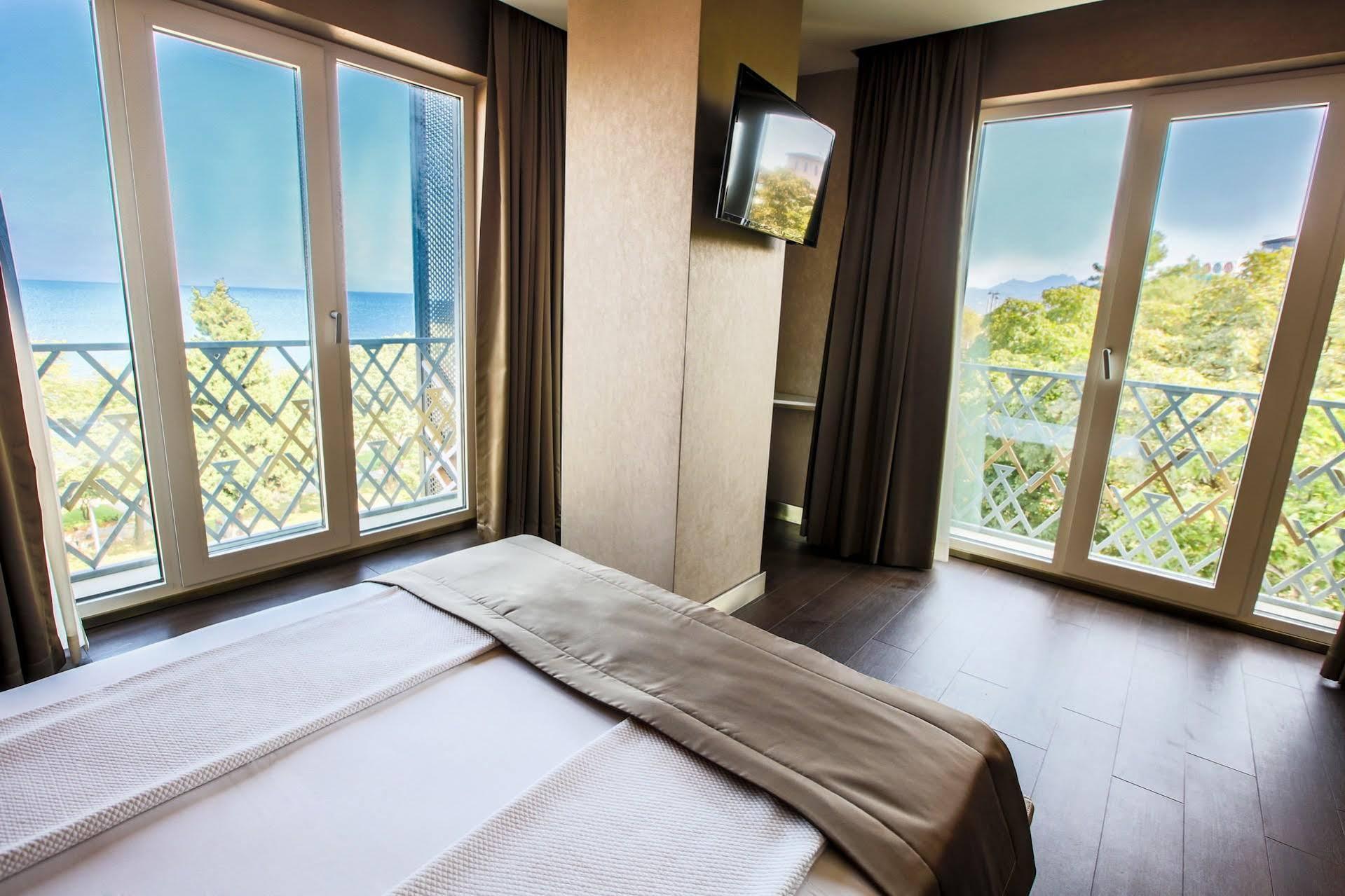 The Wyspy Hotel Орду Экстерьер фото